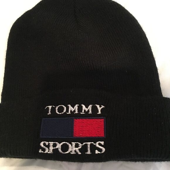 Tommy Hilfiger cap    - Picture 1 of 1